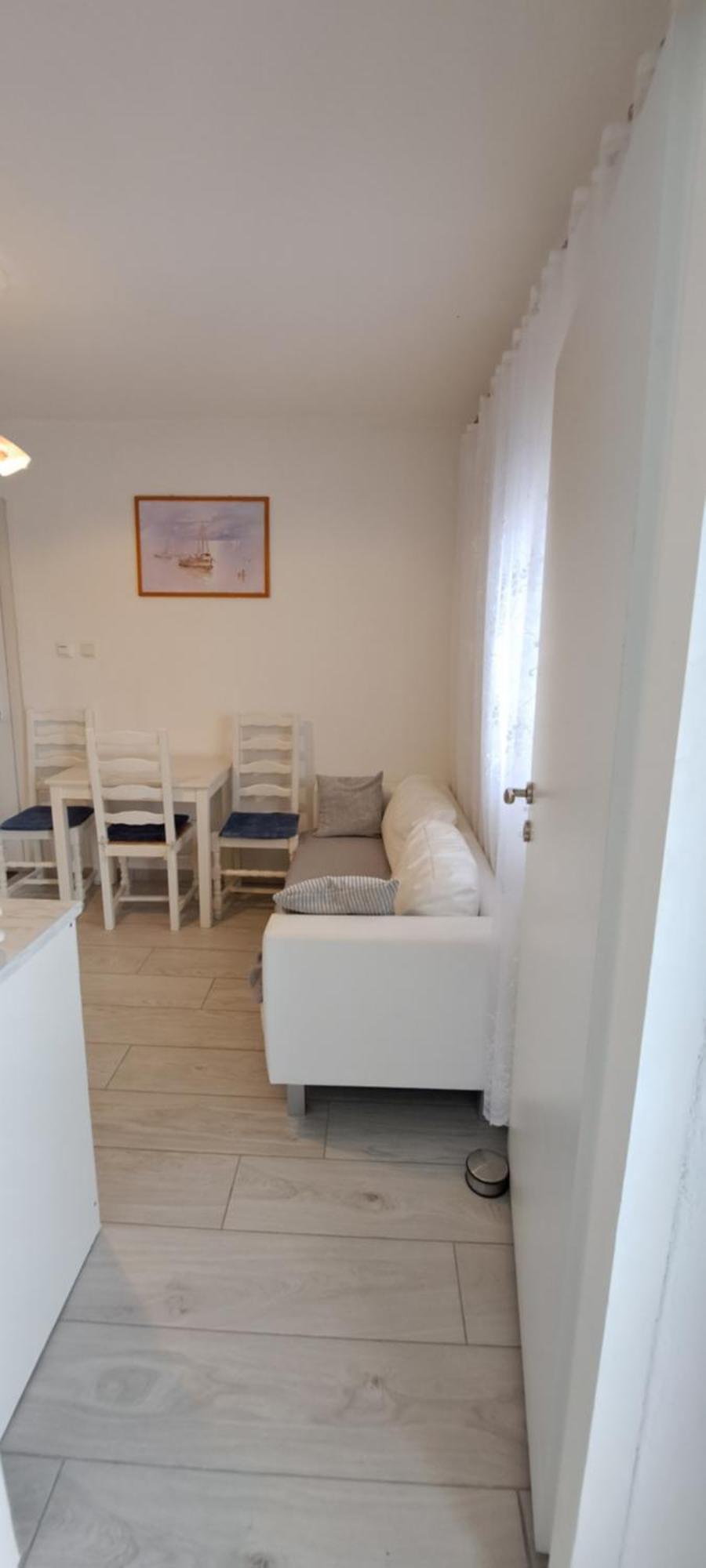 Apartmani Ana-Lora Lopar Eksteriør bilde